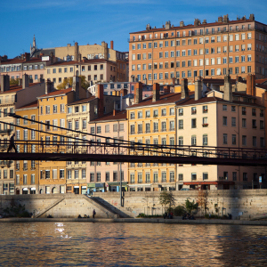 Quais de Saône côté Croix-Rousse ©Delphine Castel